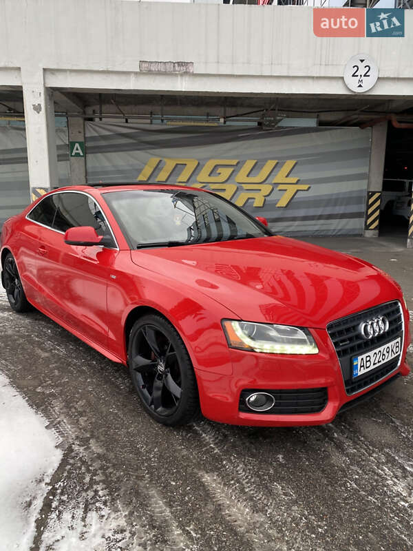 Купе Audi A5 2011 в Києві