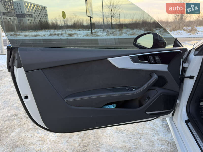 Купе Audi A5 2024 в Львове