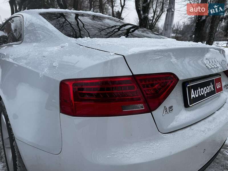 Купе Audi A5 2013 в Киеве