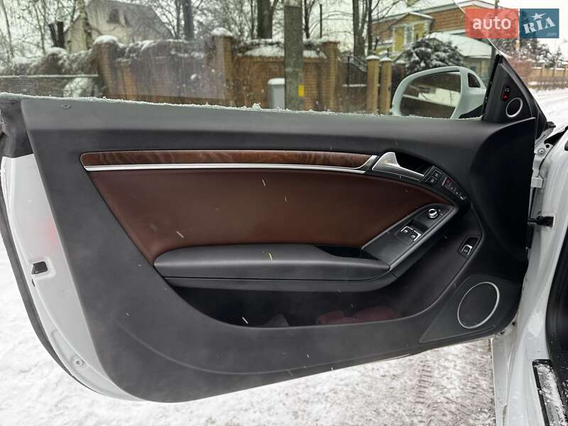 Купе Audi A5 2013 в Киеве