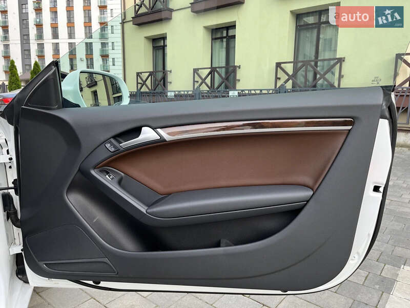 Купе Audi A5 2012 в Львове