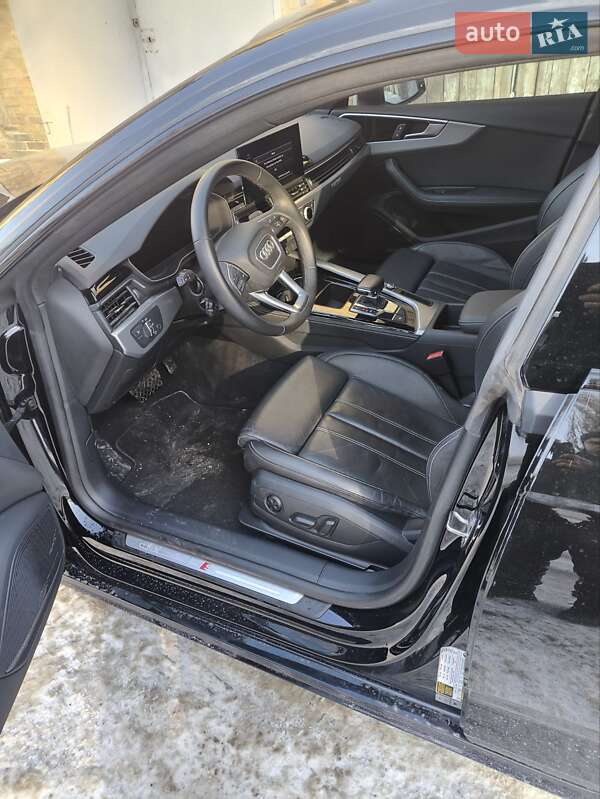 Лифтбек Audi A5 2023 в Киеве