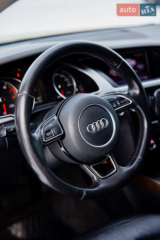 Купе Audi A5 2011 в Береговому