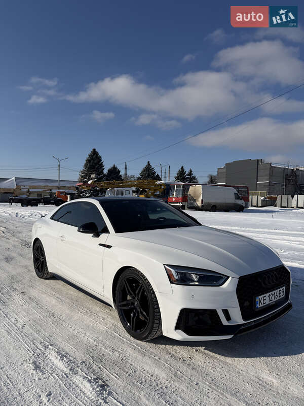Купе Audi A5 2018 в Днепре