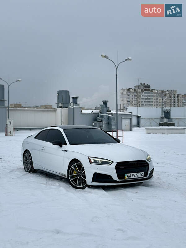 Купе Audi A5 2019 в Киеве