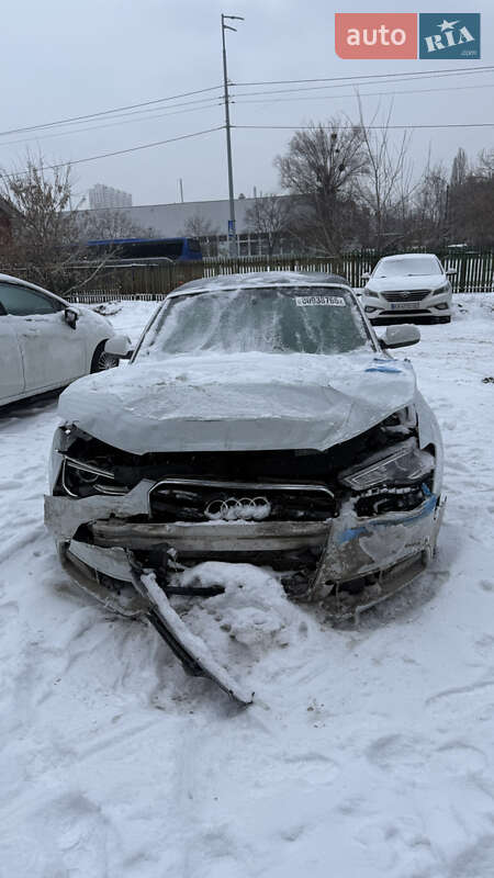 Кабриолет Audi A5 2015 в Киеве