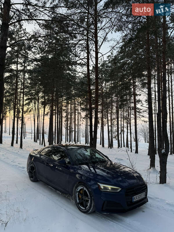 Купе Audi A5 2018 в Киеве