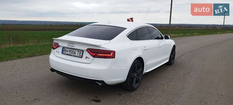 Купе Audi A5 2012 в Раздельной