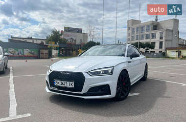 Купе Audi A5 2017 в Киеве