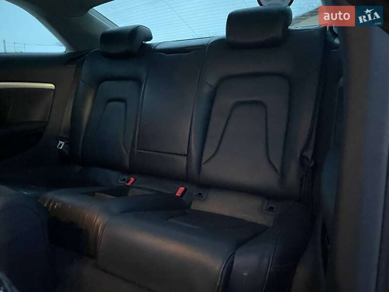 Купе Audi A5 2012 в Києві