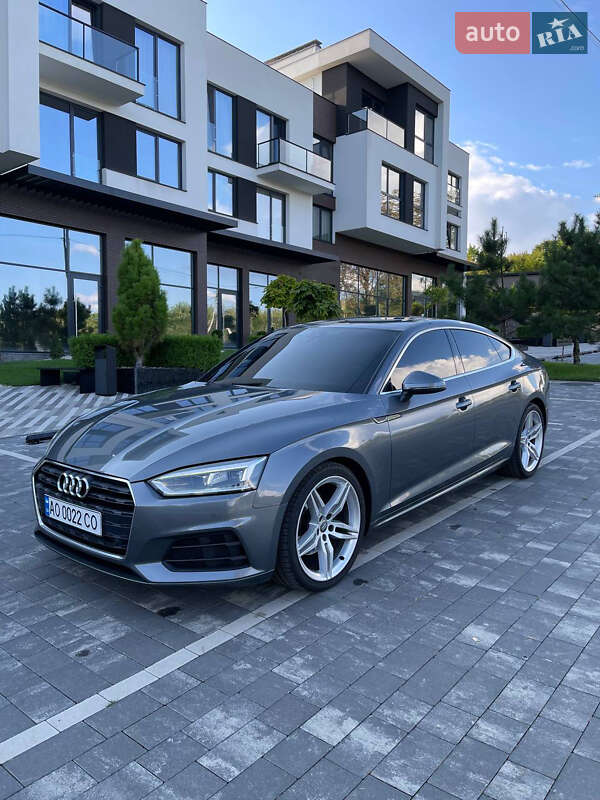 Купе Audi A5 2018 в Ужгороде