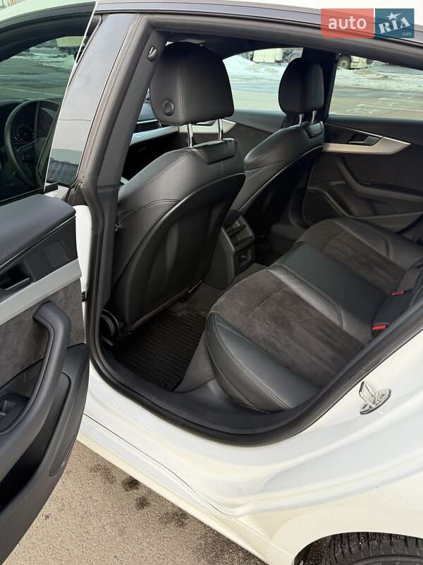 Купе Audi A5 2019 в Киеве