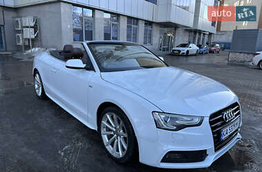 Кабриолет Audi A5 2015 в Киеве