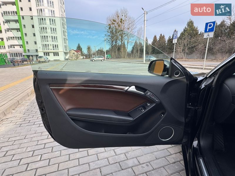 Купе Audi A5 2013 в Львові