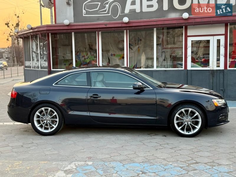 Купе Audi A5 2012 в Львові