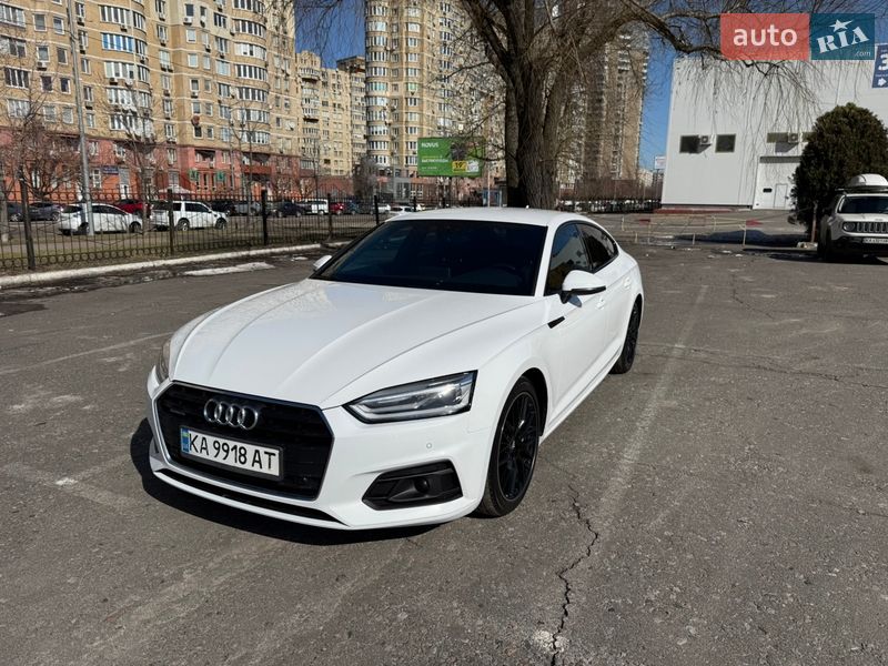 Купе Audi A5 2019 в Киеве