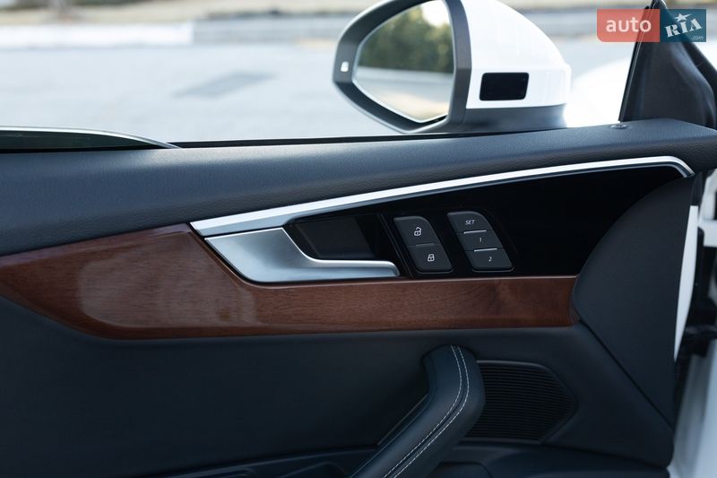 Кабріолет Audi A5 2022 в Дніпрі