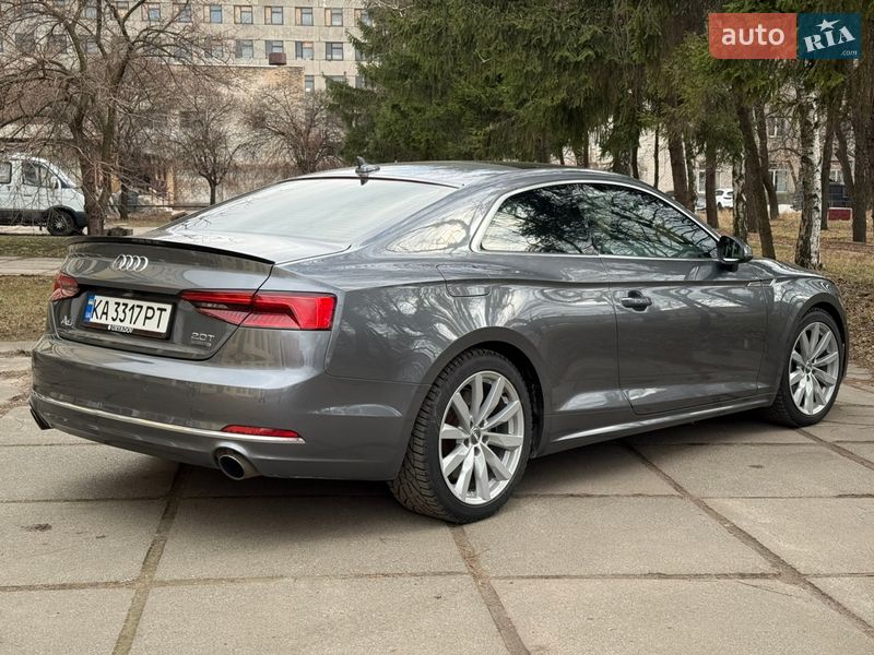 Купе Audi A5 2016 в Киеве