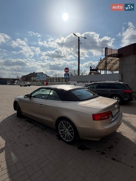 Кабріолет Audi A5 2010 в Києві фото 16 Кабріолет Audi A5 2010 в Києві