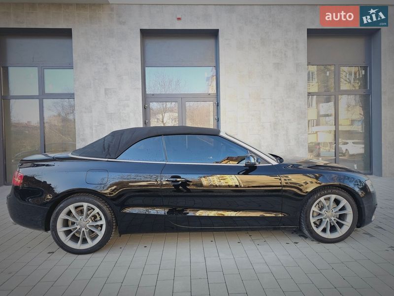 Кабриолет Audi A5 2013 в Львове