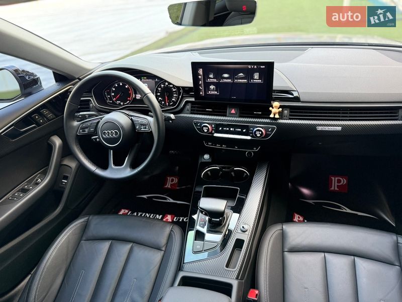 Лифтбек Audi A5 2022 в Одессе