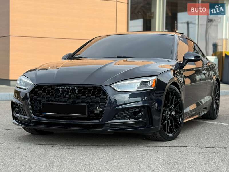 2017 Audi A5 Coupe, VIN WAUTNAF5XJA001964:plate — фото 1 (autoria)