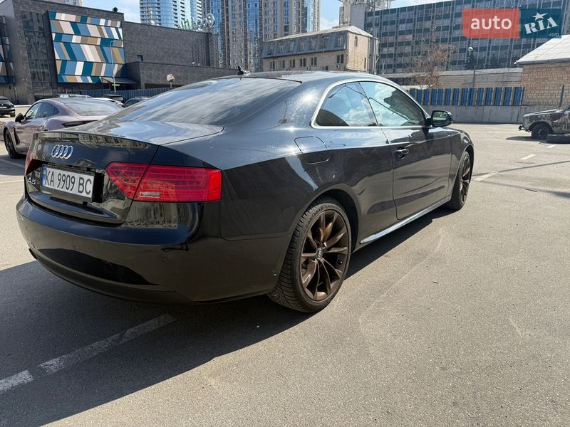 Купе Audi A5 2014 в Києві