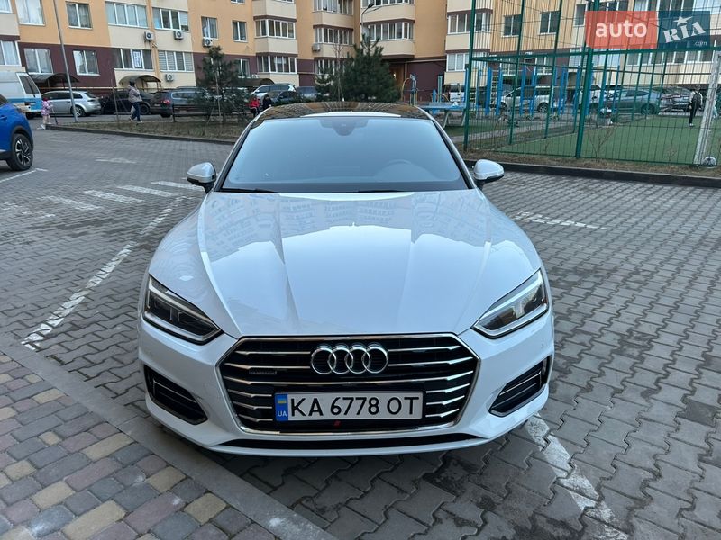 Купе Audi A5 2017 в Киеве