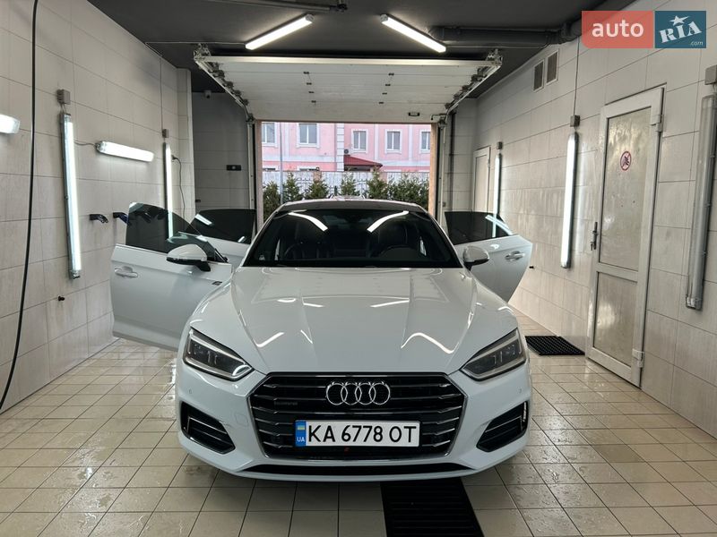 Купе Audi A5 2017 в Киеве
