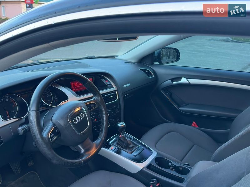 Купе Audi A5 2010 в Яготині
