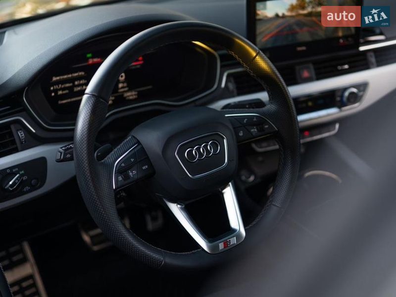 Лифтбек Audi A5 2022 в Львове