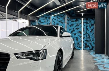 Купе Audi A5 2011 в Бучі