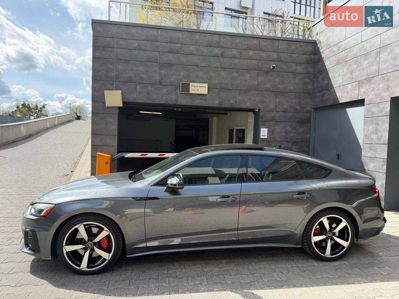 Лифтбек Audi A5 2023 в Киеве