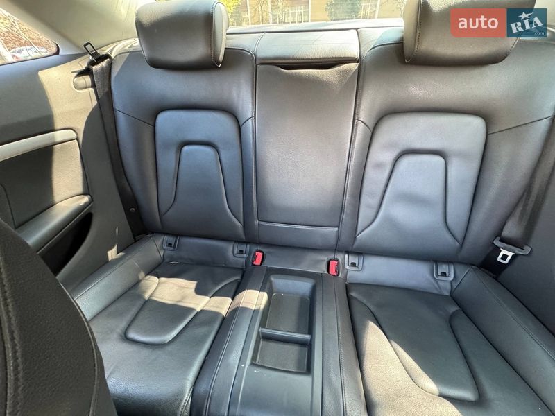 Купе Audi A5 2012 в Києві фото 16 Купе Audi A5 2012 в Києві