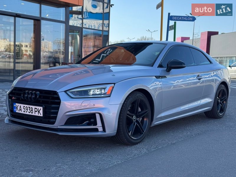 Купе Audi A5 2017 в Киеве фото Купе Audi A5 2017 в Киеве