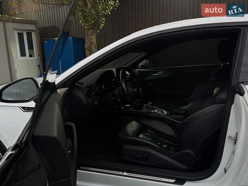 Купе Audi A5 2018 в Киеве