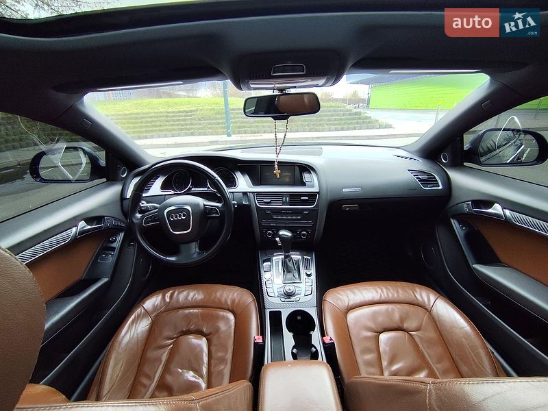 Купе Audi A5 2008 в Києві фото 19 Купе Audi A5 2008 в Києві