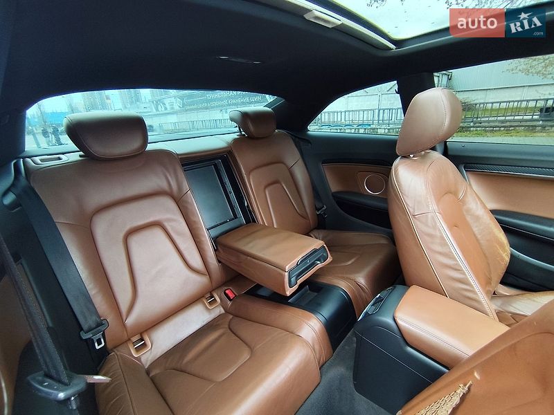 Купе Audi A5 2008 в Києві фото 18 Купе Audi A5 2008 в Києві
