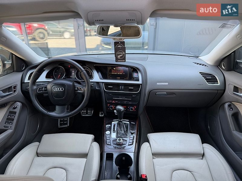 Купе Audi A5 2009 в Черновцах