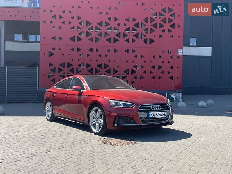 Купе Audi A5 2017 в Киеве