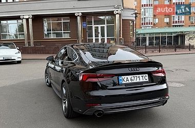 Купе Audi A5 2018 в Києві