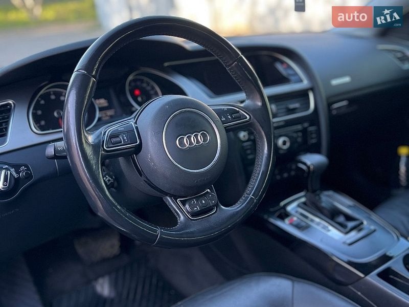 Купе Audi A5 2012 в Запоріжжі