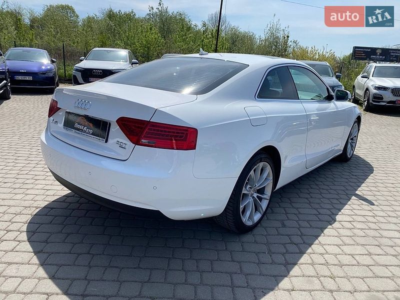 Купе Audi A5 2012 в Львові