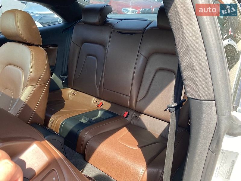 Купе Audi A5 2012 в Львові