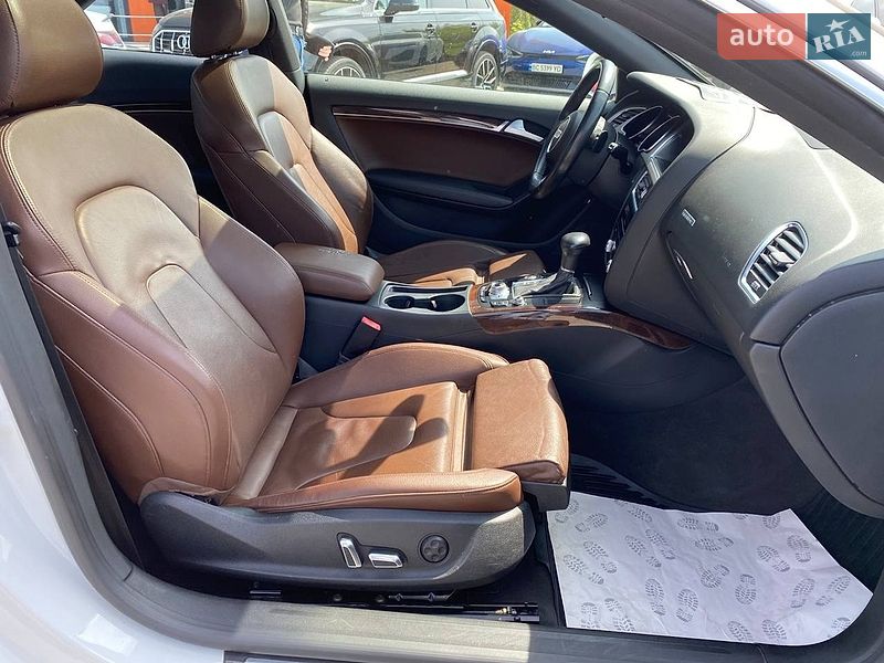 Купе Audi A5 2012 в Львові