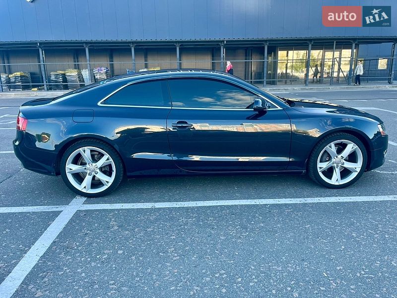 Купе Audi A5 2012 в Киеве