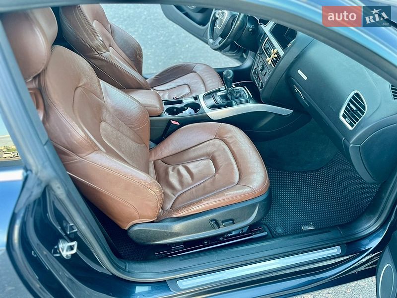 Купе Audi A5 2012 в Киеве