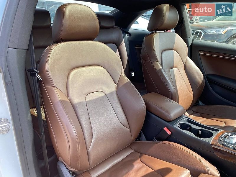 Купе Audi A5 2012 в Львове