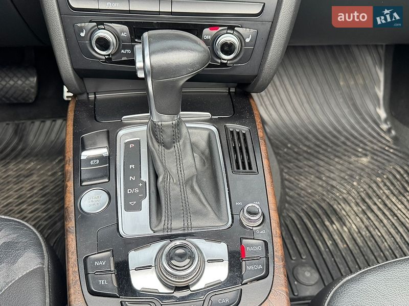 Кабриолет Audi A5 2012 в Киеве
