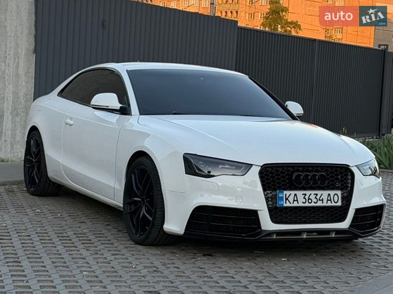 Купе Audi A5 2013 в Києві